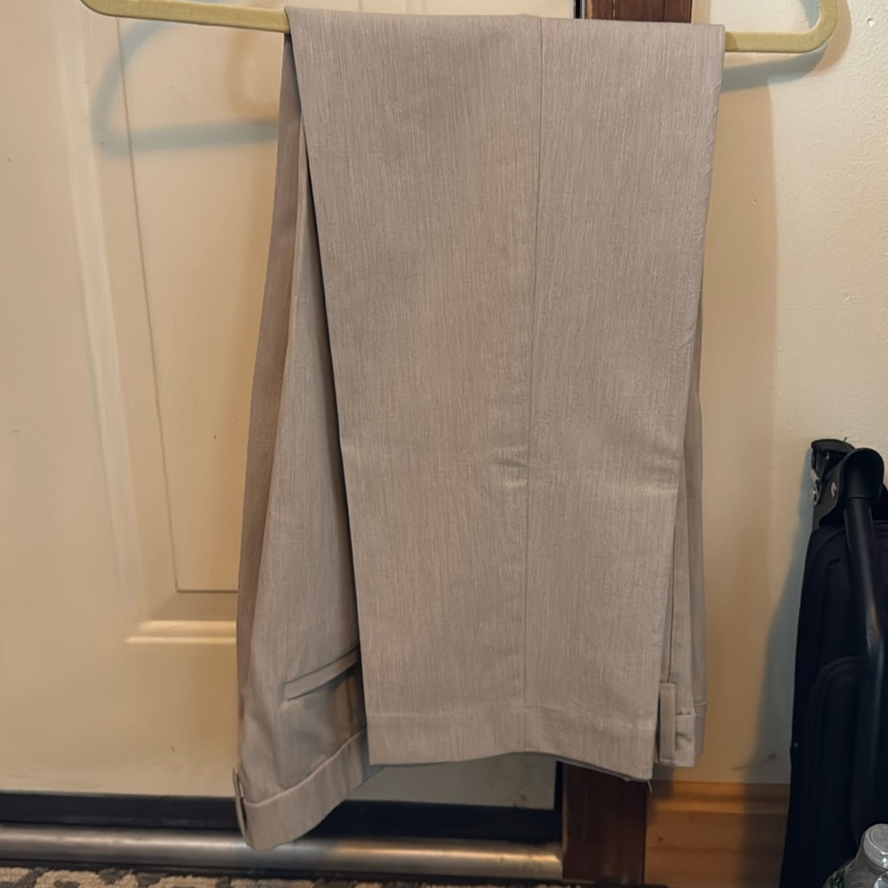 JJill rayon, spandex and polyester trousers.